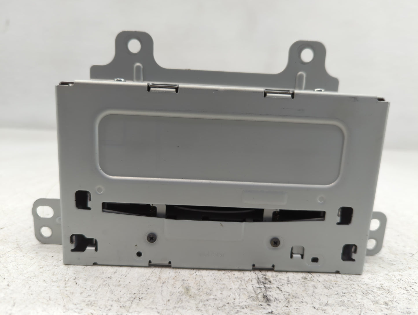 2011-2012 Chevrolet Cruze Radio AM FM Cd Player Receiver Replacement P/N:20983517 Fits Fits 2010 2011 2012 OEM Used Auto Parts - Oemusedautoparts1.com