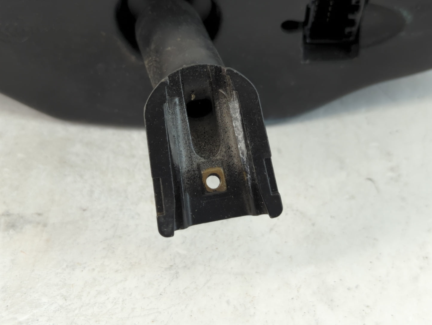 2008 Volkswagen Caddy Interior Rear View Mirror Replacement OEM P/N:E11 025898 Fits OEM Used Auto Parts - Oemusedautoparts1.com