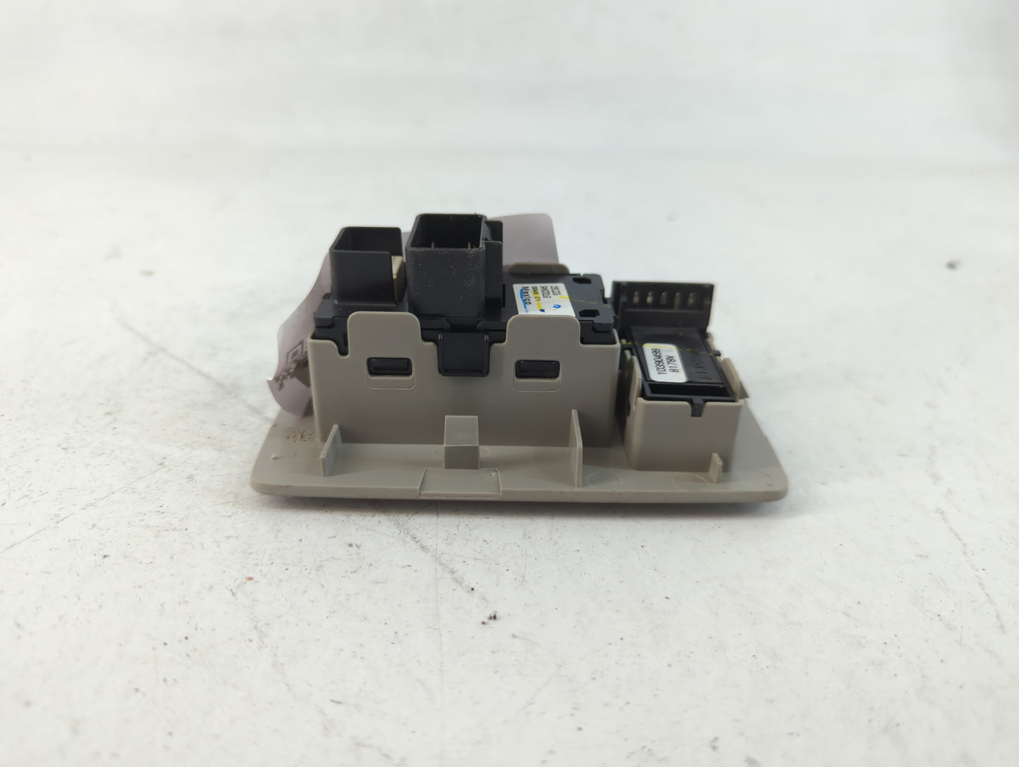 2007-2017 Gmc Acadia Master Power Window Switch Replacement Driver Side Left P/N:15913236 Fits OEM Used Auto Parts - Oemusedautoparts1.com