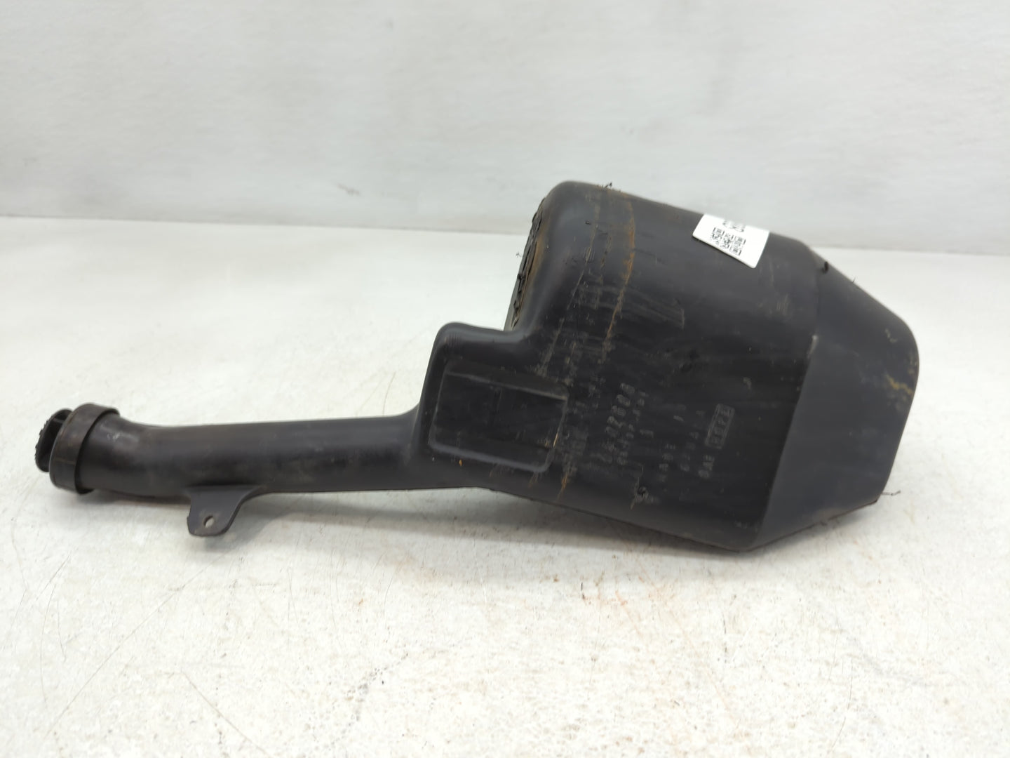 1997 Chevrolet Camaro Radiator Coolant Overflow Expansion Tank Bottle - Oemusedautoparts1.com