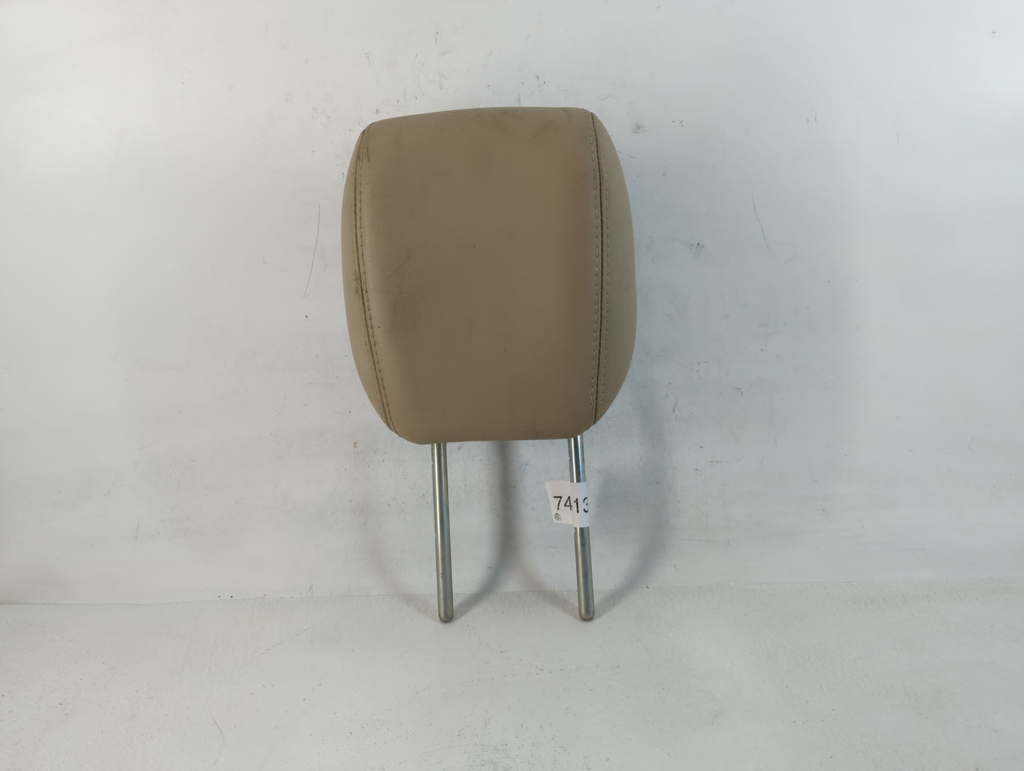 0 Buick Enclave Headrest Head Rest Rear Center Seat Fits OEM Used Auto Parts - Oemusedautoparts1.com