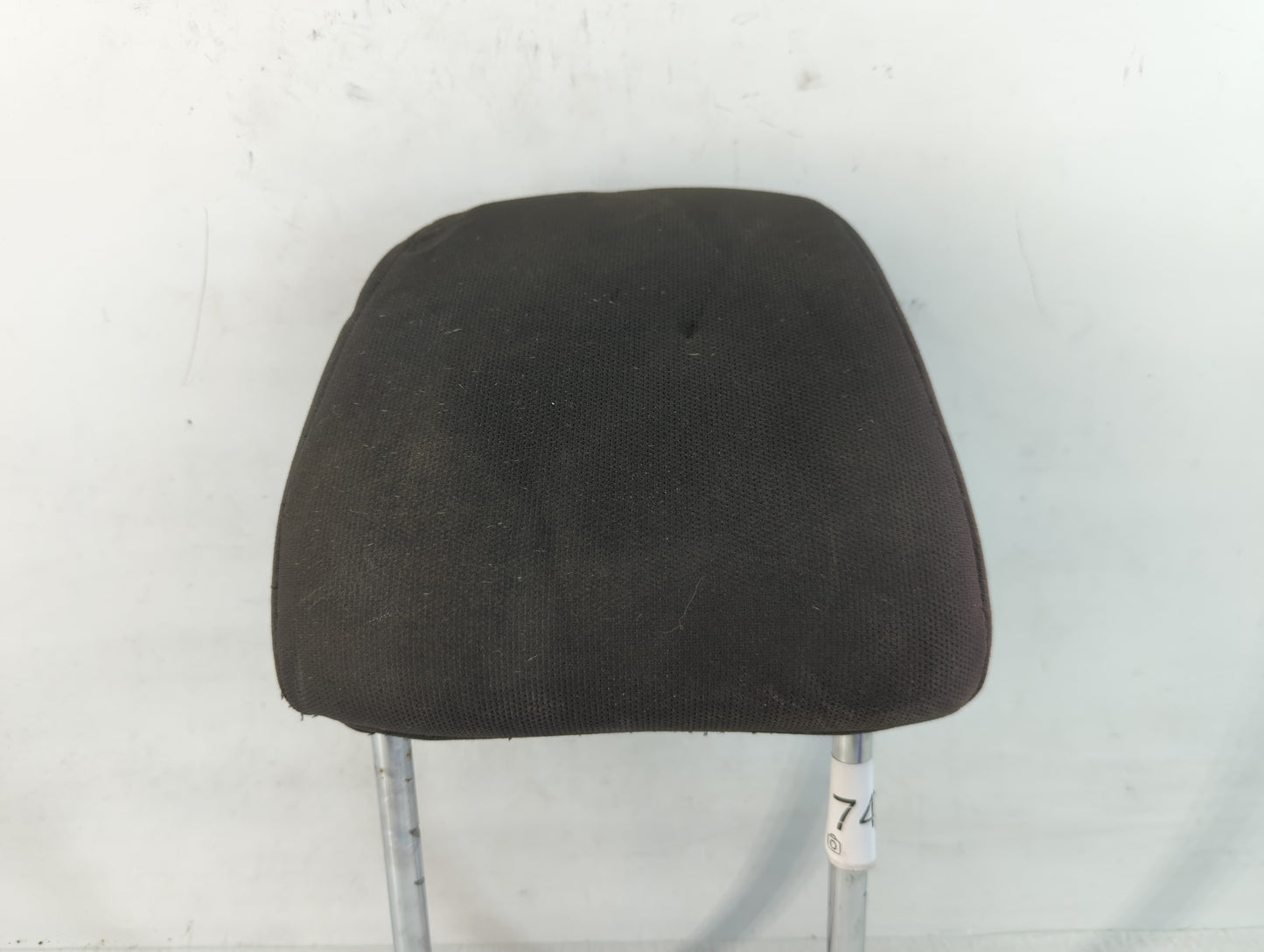 2008-2010 Ford Focus Headrest Head Rest Front Driver Passenger Seat Fits Fits 2008 2009 2010 OEM Used Auto Parts - Oemusedautoparts1.com