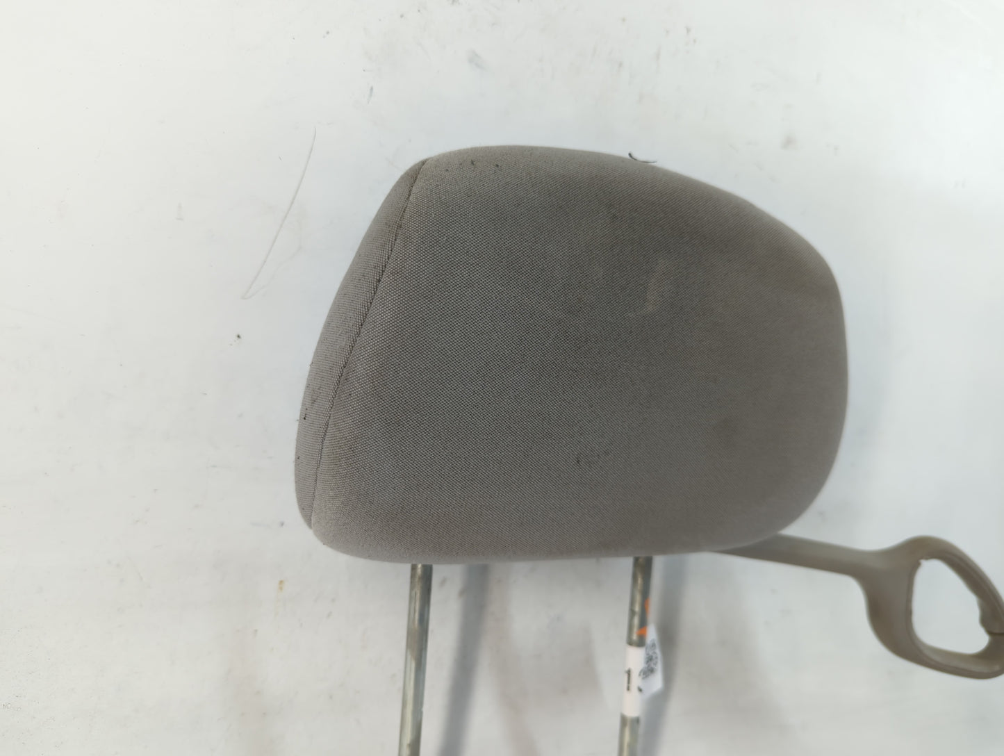 0 Chevrolet Cobalt Headrest Head Rest Rear Center Seat Fits OEM Used Auto Parts - Oemusedautoparts1.com