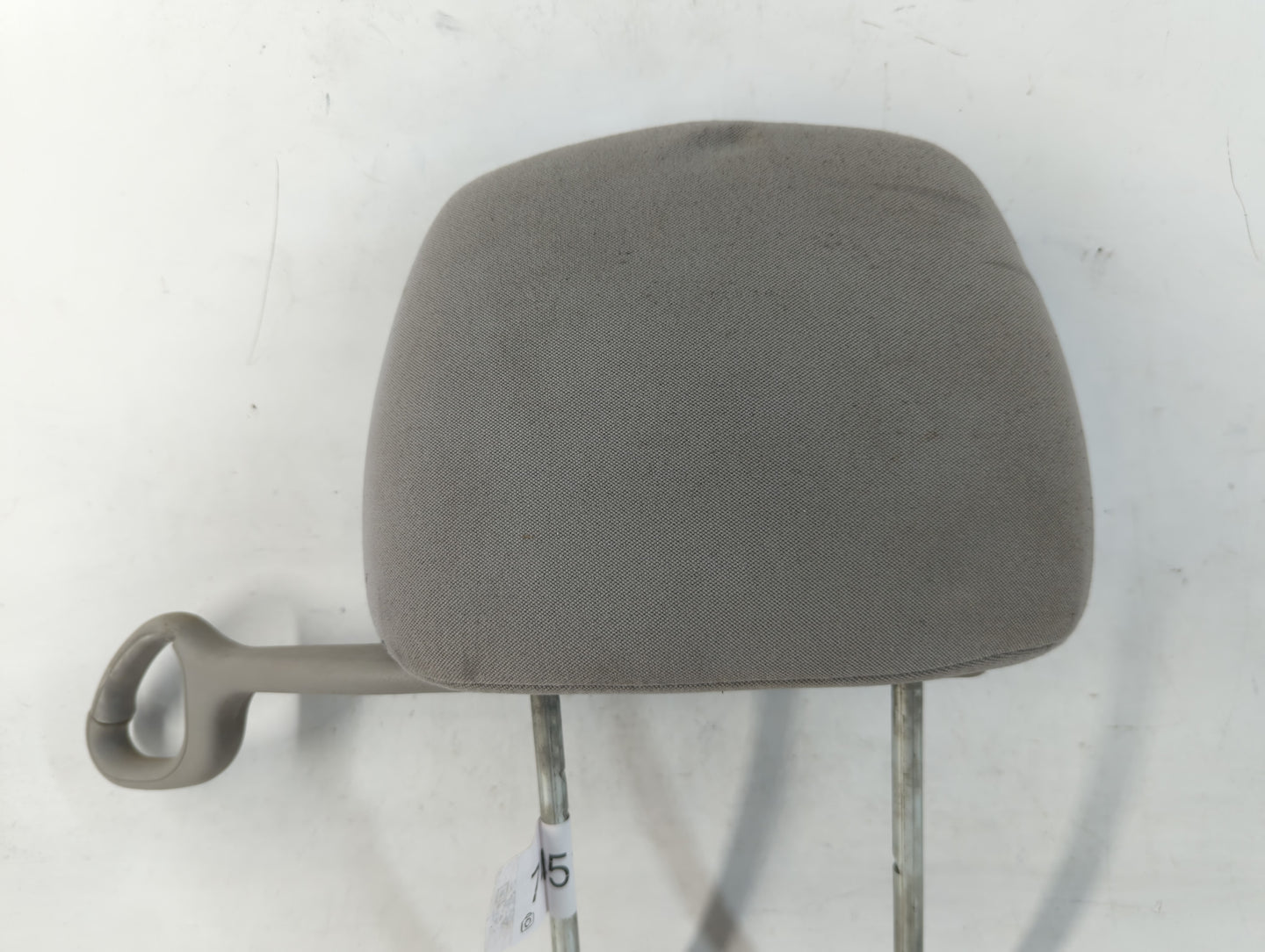 0 Chevrolet Cobalt Headrest Head Rest Rear Center Seat Fits OEM Used Auto Parts - Oemusedautoparts1.com
