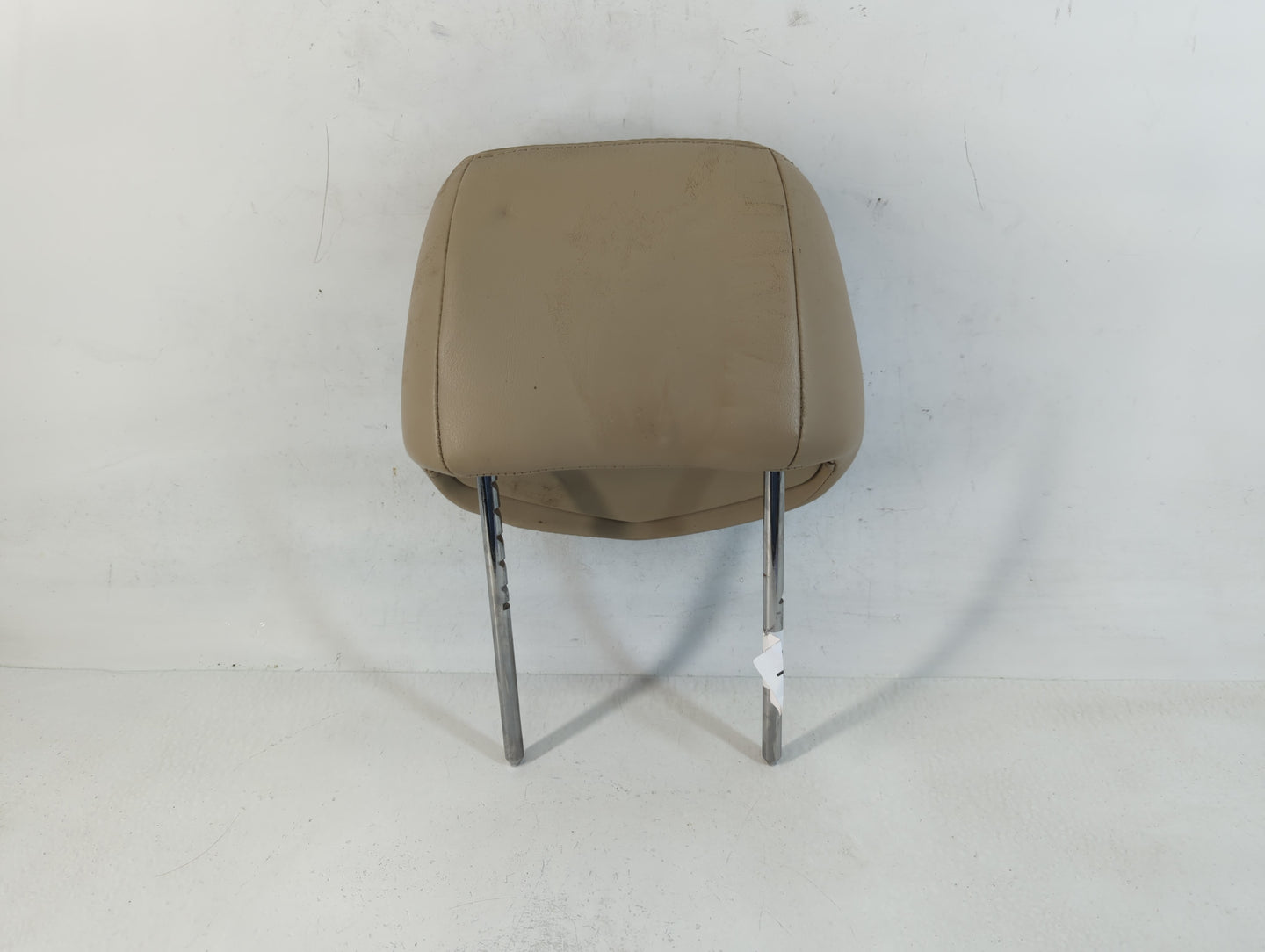 0 Cadillac Cts Headrest Head Rest Rear Center Seat Fits OEM Used Auto Parts - Oemusedautoparts1.com