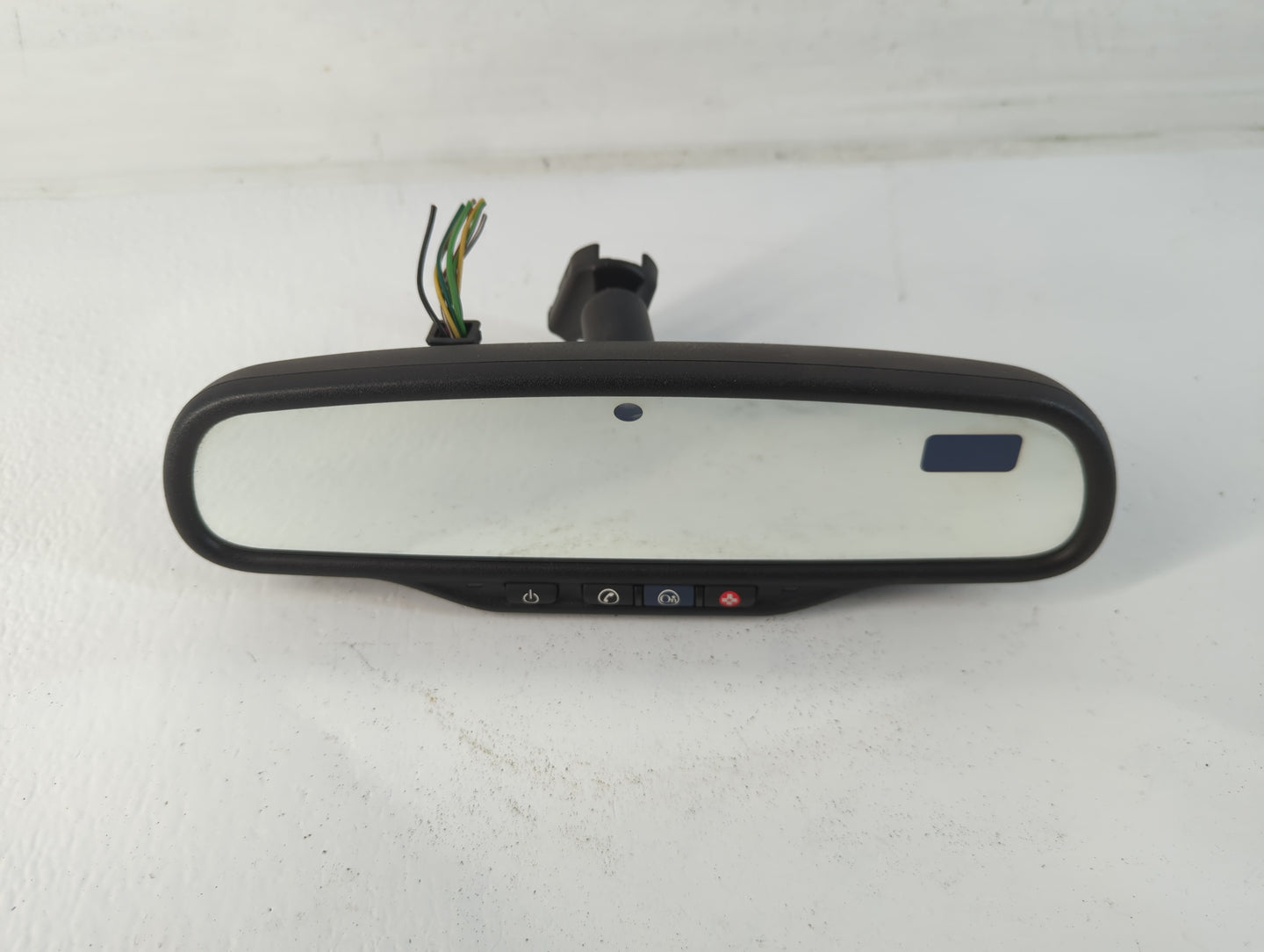 2006-2011 Cadillac Dts Interior Rear View Mirror Replacement OEM P/N:E11025898 Fits Fits 2006 2007 2008 2009 2010 2011 OEM Used Auto Parts - Oemusedautoparts1.com