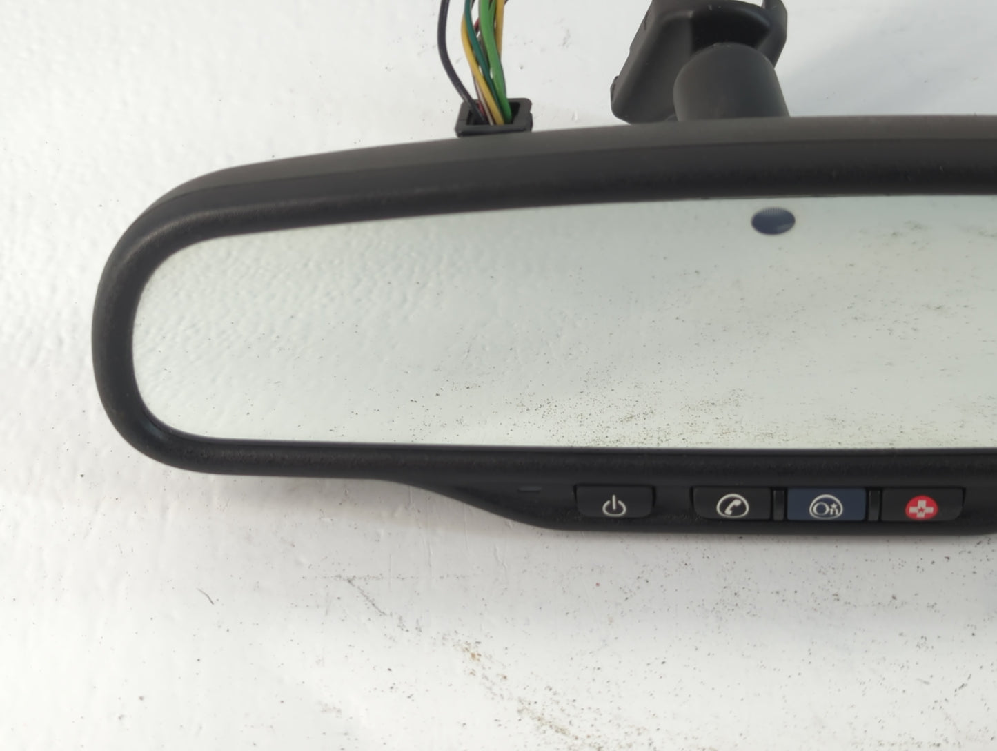 2006-2011 Cadillac Dts Interior Rear View Mirror Replacement OEM P/N:E11025898 Fits Fits 2006 2007 2008 2009 2010 2011 OEM Used Auto Parts - Oemusedautoparts1.com