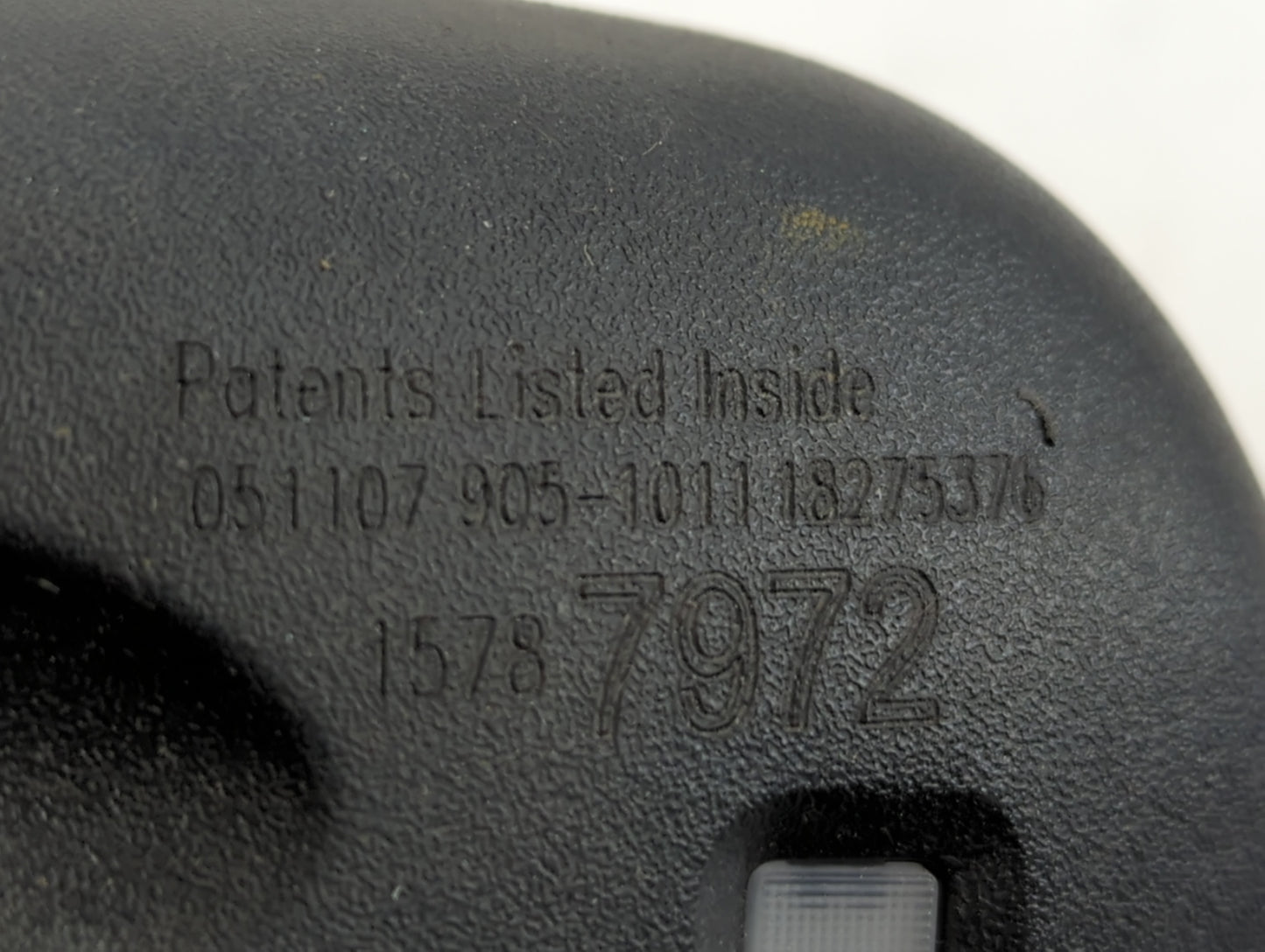 2006-2011 Cadillac Dts Interior Rear View Mirror Replacement OEM P/N:E11025898 Fits Fits 2006 2007 2008 2009 2010 2011 OEM Used Auto Parts - Oemusedautoparts1.com