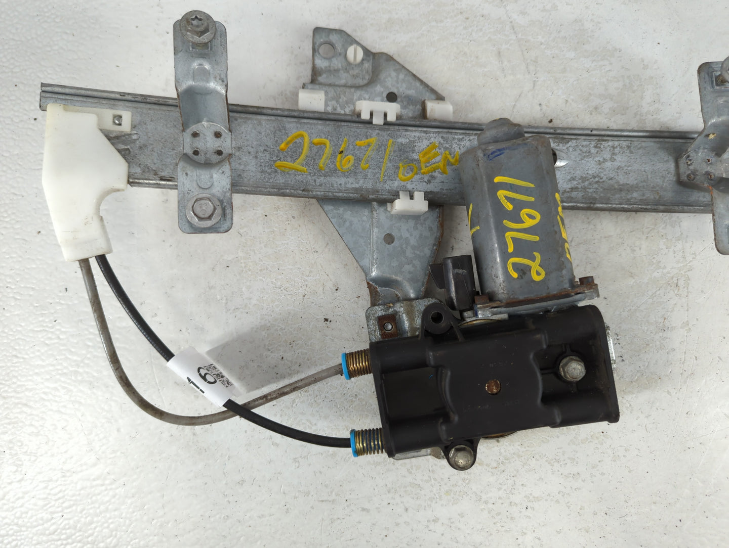 1997-2003 Pontiac Grand Prix Window Regulator Right Passenger Rear - Oemusedautoparts1.com