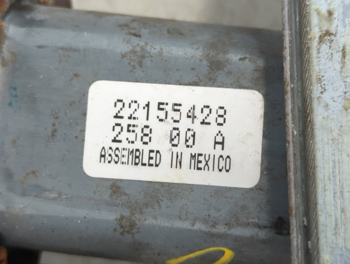 1997-2003 Pontiac Grand Prix Window Regulator Right Passenger Rear - Oemusedautoparts1.com