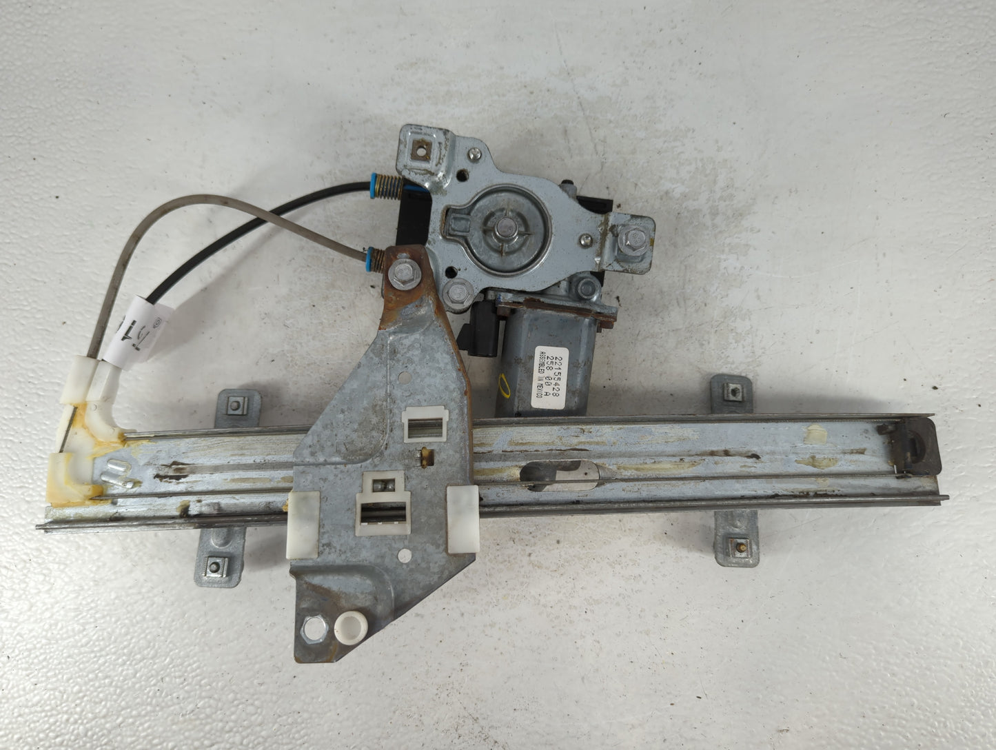 1997-2003 Pontiac Grand Prix Window Regulator Right Passenger Rear - Oemusedautoparts1.com