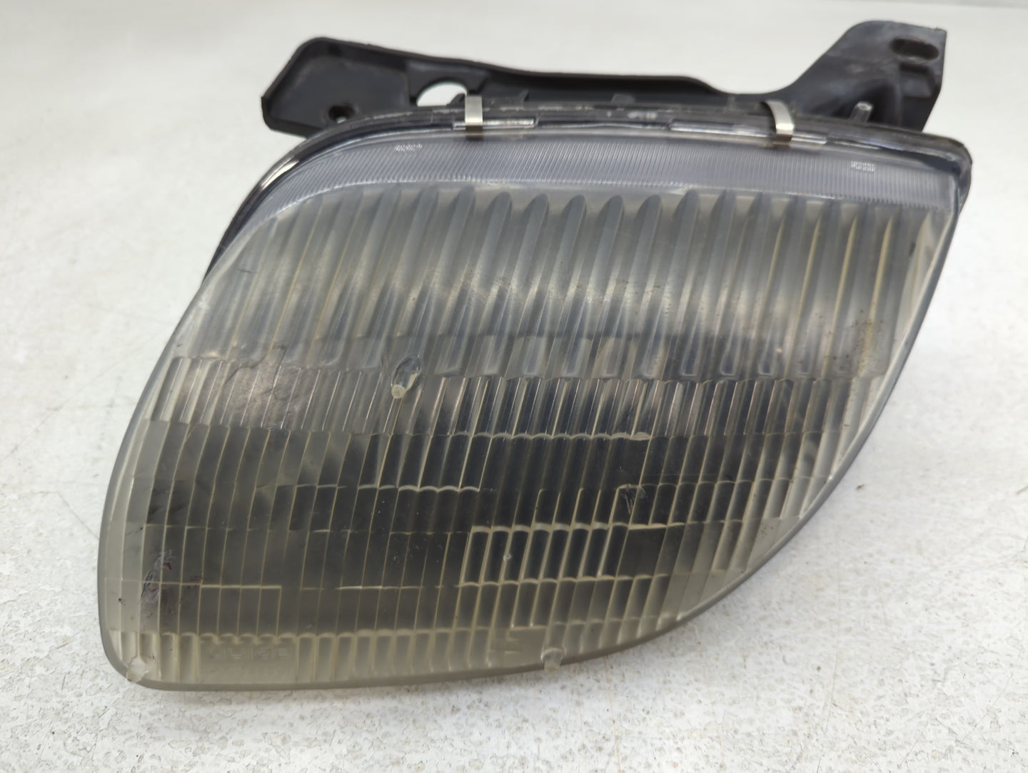 1995-2002 Pontiac Sunfire Driver Left Oem Head Light Headlight Lamp - Oemusedautoparts1.com