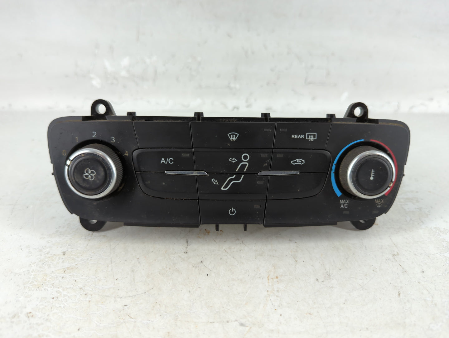 2015-2018 Ford Focus Climate Control Module Temperature AC/Heater Replacement P/N:F1ET-19980-JF Fits Fits 2015 2016 2017 2018 OEM Used Auto Parts - Oemusedautoparts1.com