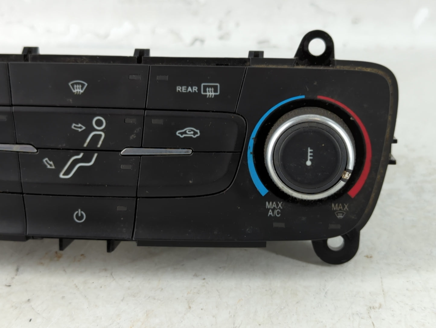 2015-2018 Ford Focus Climate Control Module Temperature AC/Heater Replacement P/N:F1ET-19980-JF Fits Fits 2015 2016 2017 2018 OEM Used Auto Parts - Oemusedautoparts1.com