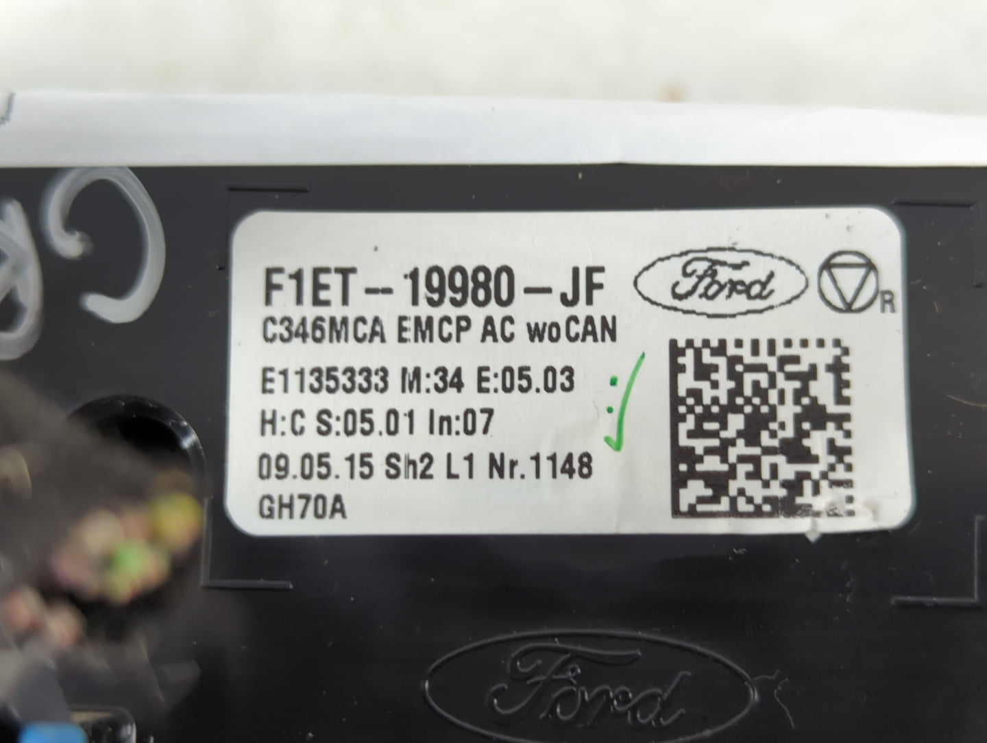 2015-2018 Ford Focus Climate Control Module Temperature AC/Heater Replacement P/N:F1ET-19980-JF Fits Fits 2015 2016 2017 2018 OEM Used Auto Parts - Oemusedautoparts1.com