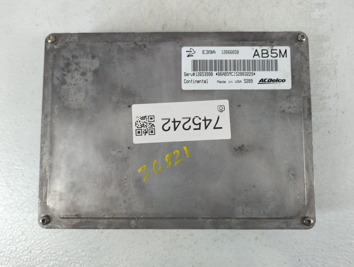 2013-2016 Chevrolet Malibu PCM Engine Control Computer ECU ECM PCU OEM P/N:12666658 Fits Fits 2013 2014 2015 2016 OEM Used Auto Parts - Oemusedautoparts1.com