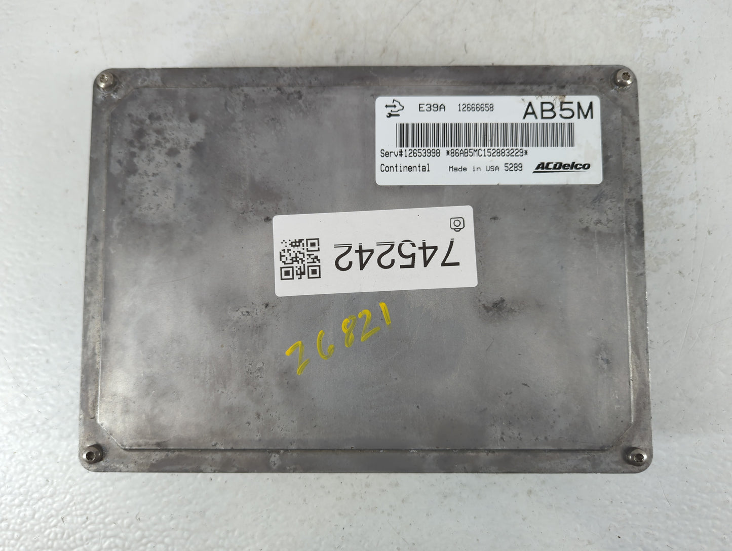 2013-2016 Chevrolet Malibu PCM Engine Control Computer ECU ECM PCU OEM P/N:12666658 Fits Fits 2013 2014 2015 2016 OEM Used Auto Parts - Oemusedautoparts1.com