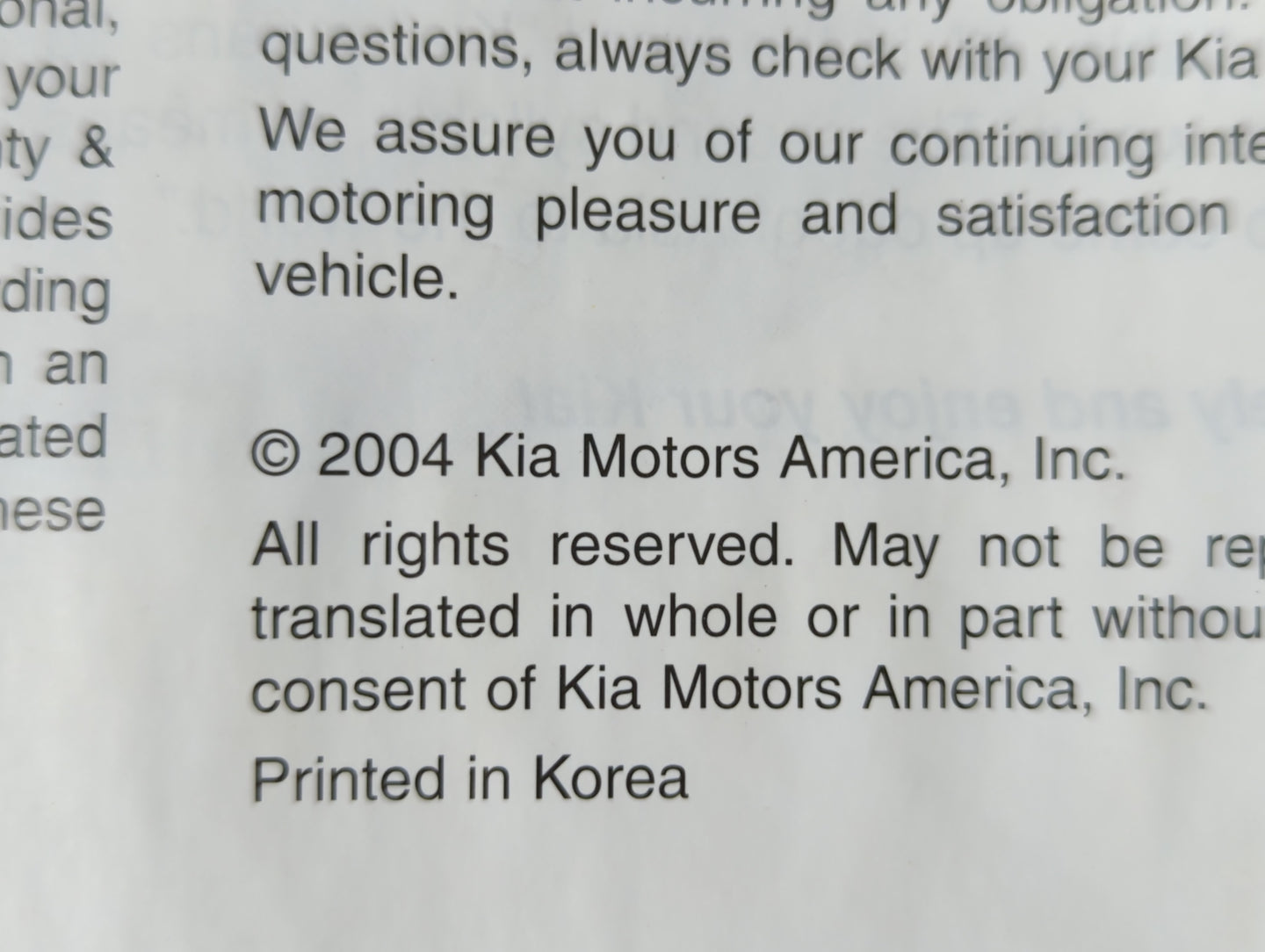 2004 Kia Sedona Owners Manual Book Guide P/N:UV 050 PS 013 OEM Used Auto Parts - Oemusedautoparts1.com