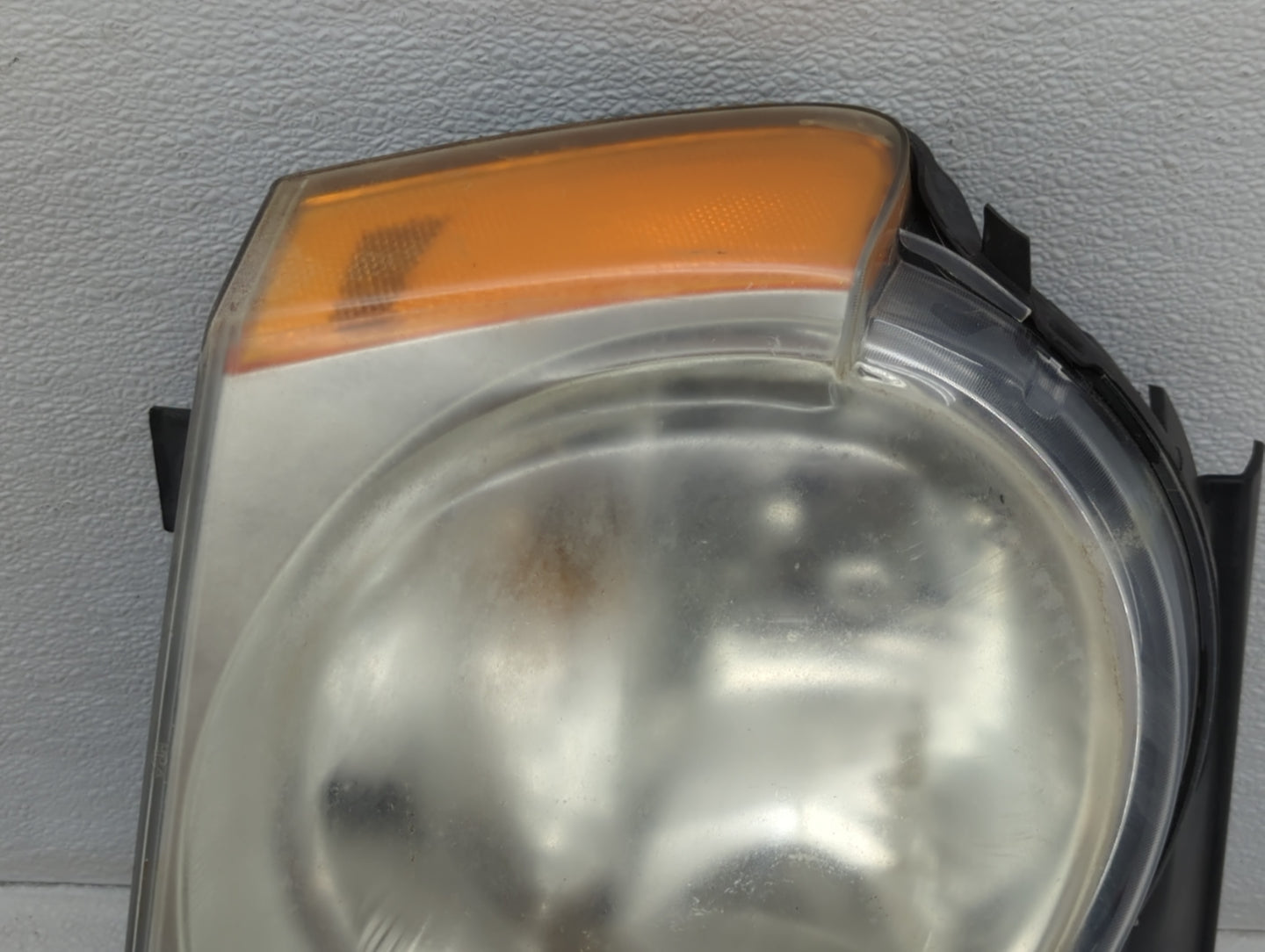 2005 Jeep Grand Cherokee Passenger Right Oem Head Light Headlight Lamp - Oemusedautoparts1.com