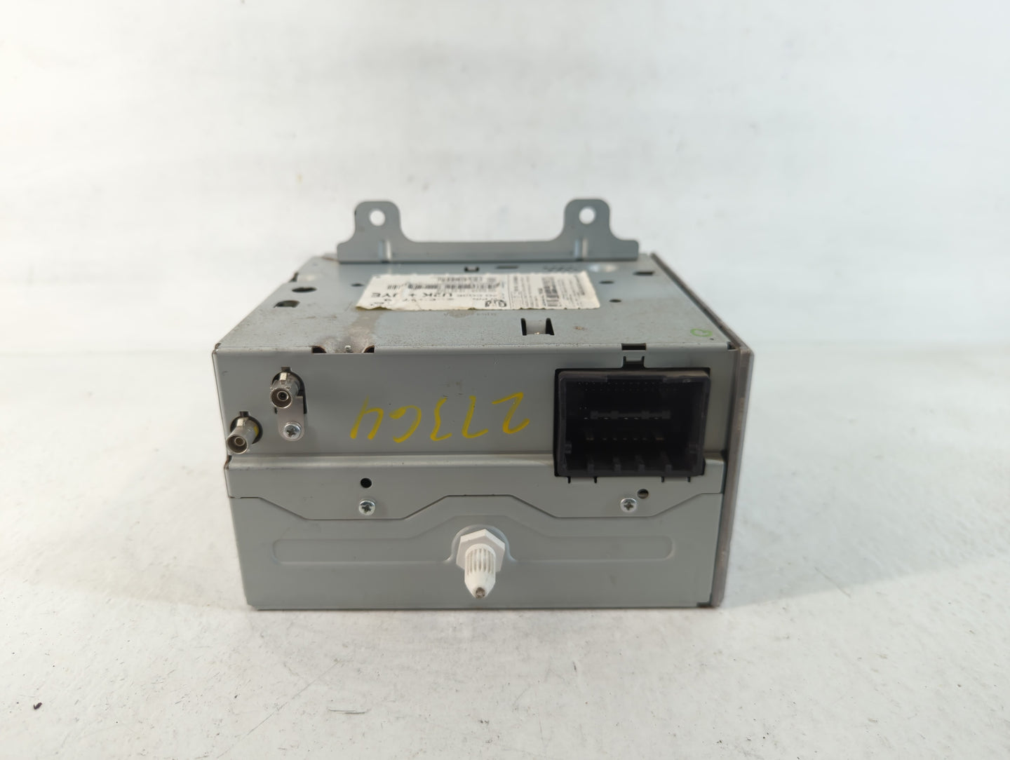 2010 Chevrolet Camaro Radio AM FM Cd Player Receiver Replacement Fits Fits 2011 OEM Used Auto Parts - Oemusedautoparts1.com