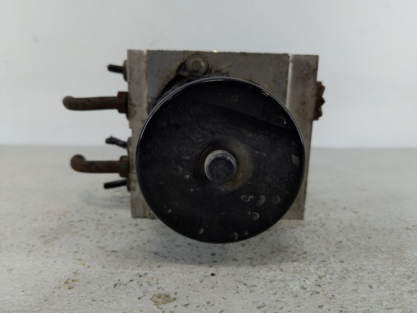 2008-2011 Chevrolet Impala ABS Pump Control Module Replacement Fits Fits 2008 2009 2010 2011 OEM Used Auto Parts - Oemusedautoparts1.com