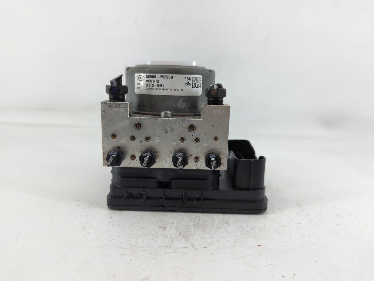 2019-2021 Kia Forte ABS Pump Control Module Replacement P/N:58900-M7260 Fits Fits 2019 2020 2021 OEM Used Auto Parts - Oemusedautoparts1.com