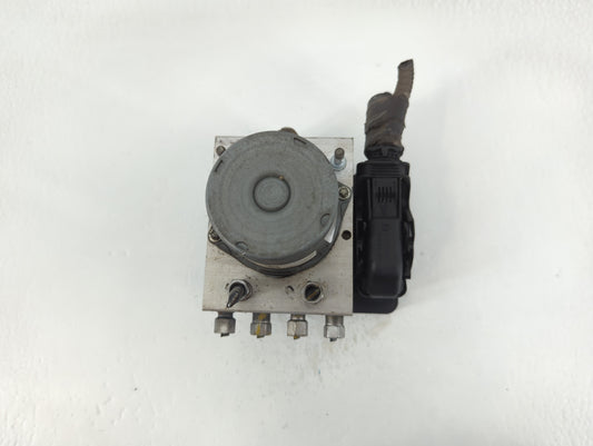 2017 Dodge Caravan ABS Pump Control Module Replacement P/N:P68183803AC Fits Fits 2015 2016 2018 2019 2020 OEM Used Auto Parts