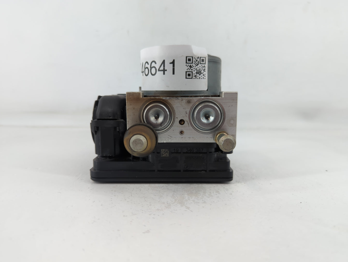 2014-2016 Mitsubishi Outlander ABS Pump Control Module Replacement P/N:4670A990 Fits Fits 2014 2015 2016 OEM Used Auto Parts - Oemusedautoparts1.com