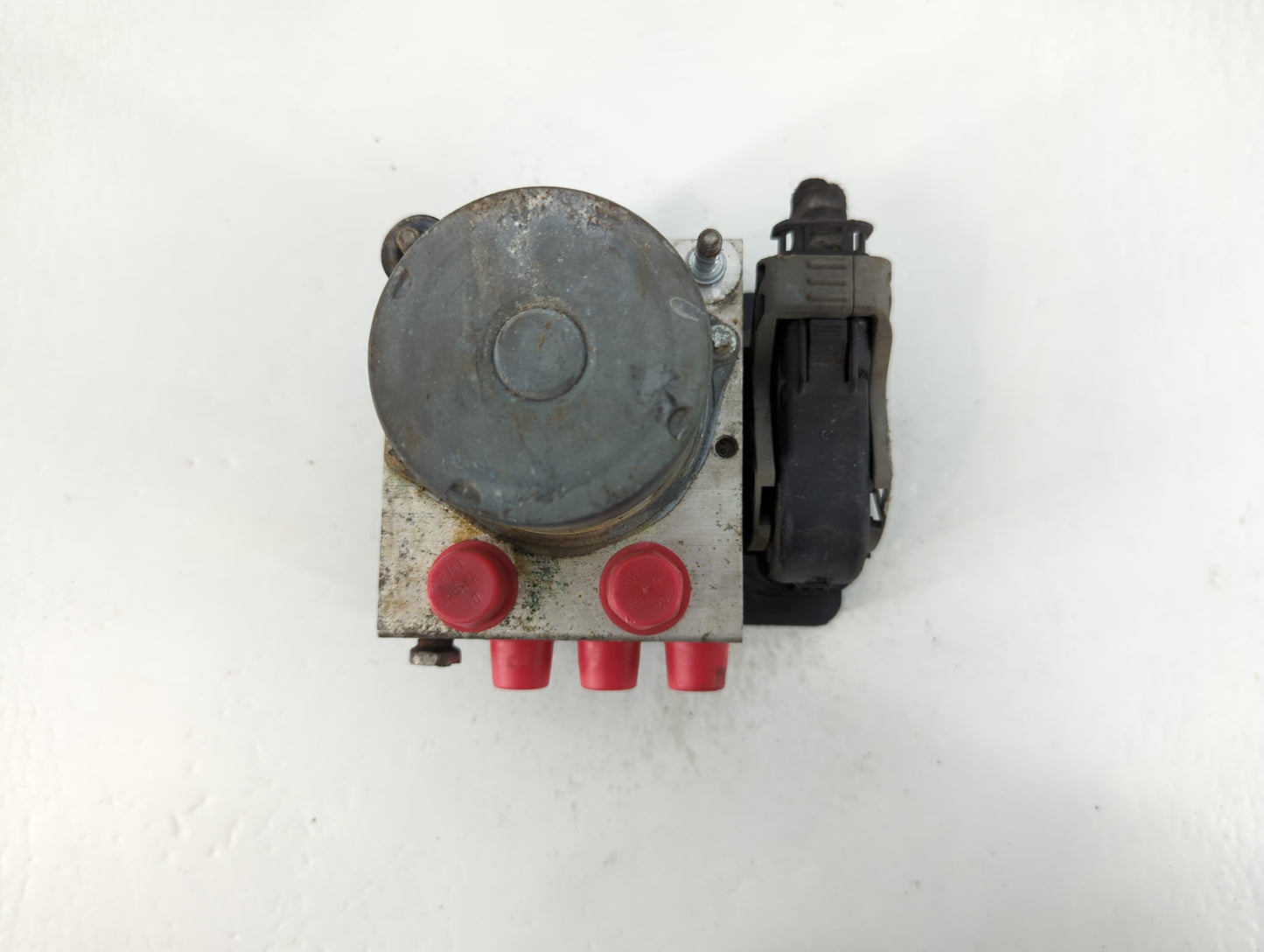 2014-2016 Lincoln Mks ABS Pump Control Module Replacement P/N:FG13-2C405-A Fits Fits 2014 2015 2016 2017 2018 2019 OEM Used Auto Parts - Oemusedautoparts1.com