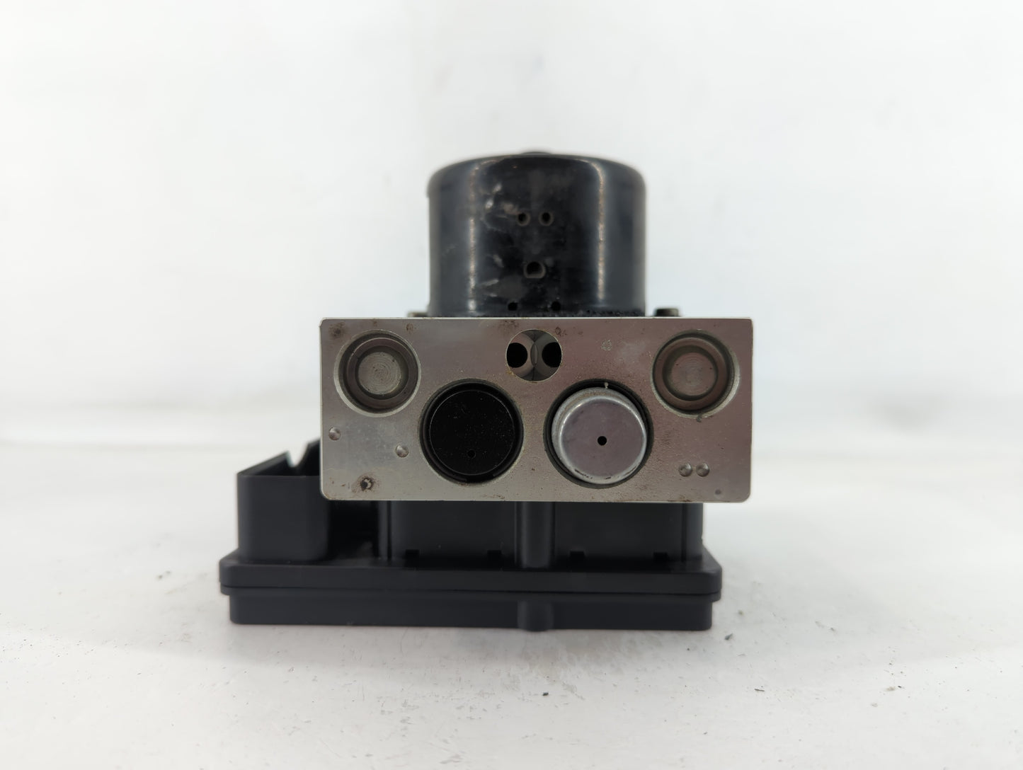 2006-2007 Nissan Xterra ABS Pump Control Module Replacement P/N:0222210205091367 06 2102-0509 Fits Fits 2006 2007 OEM Used Auto Parts - Oemusedautoparts1.com