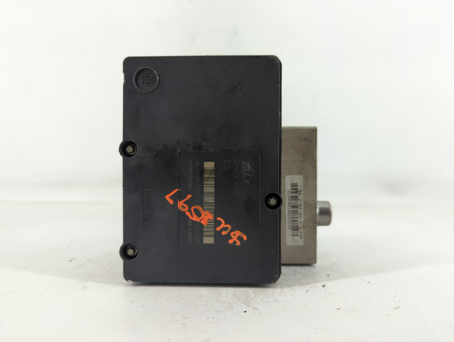 2006-2007 Nissan Xterra ABS Pump Control Module Replacement P/N:0222210205091367 06 2102-0509 Fits Fits 2006 2007 OEM Used Auto Parts - Oemusedautoparts1.com