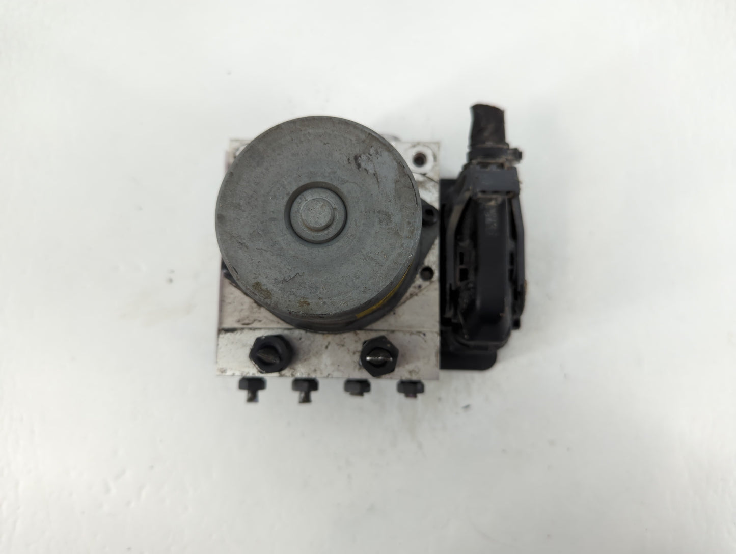 2016 Kia Soul ABS Pump Control Module Replacement P/N:B2589-22520 Fits OEM Used Auto Parts - Oemusedautoparts1.com
