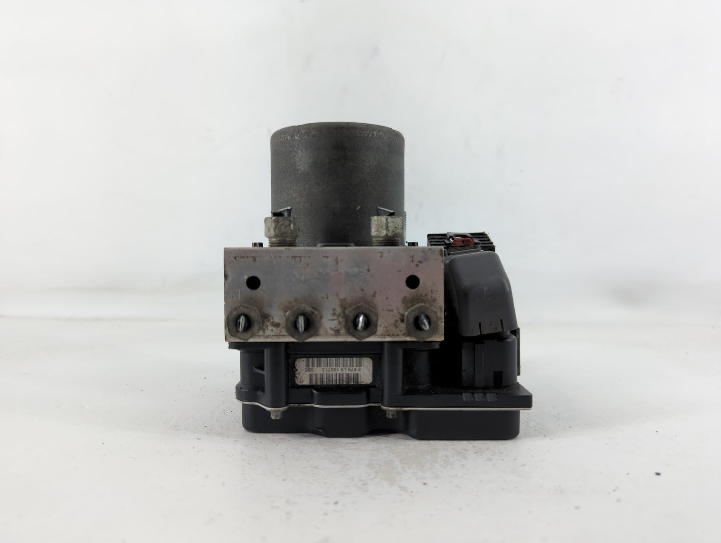 2012-2017 Buick Enclave ABS Pump Control Module Replacement P/N:130914/1/0854 Fits Fits 2012 2013 2014 2015 2016 2017 OEM Used Auto Parts - Oemusedautoparts1.com