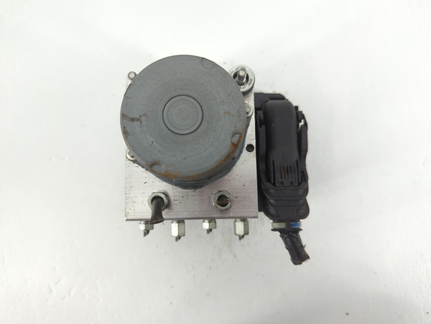 2019-2022 Mazda Cx-3 ABS Pump Control Module Replacement P/N:D24R 43 7A0 C Fits Fits 2019 2020 2021 2022 OEM Used Auto Parts - Oemusedautoparts1.com