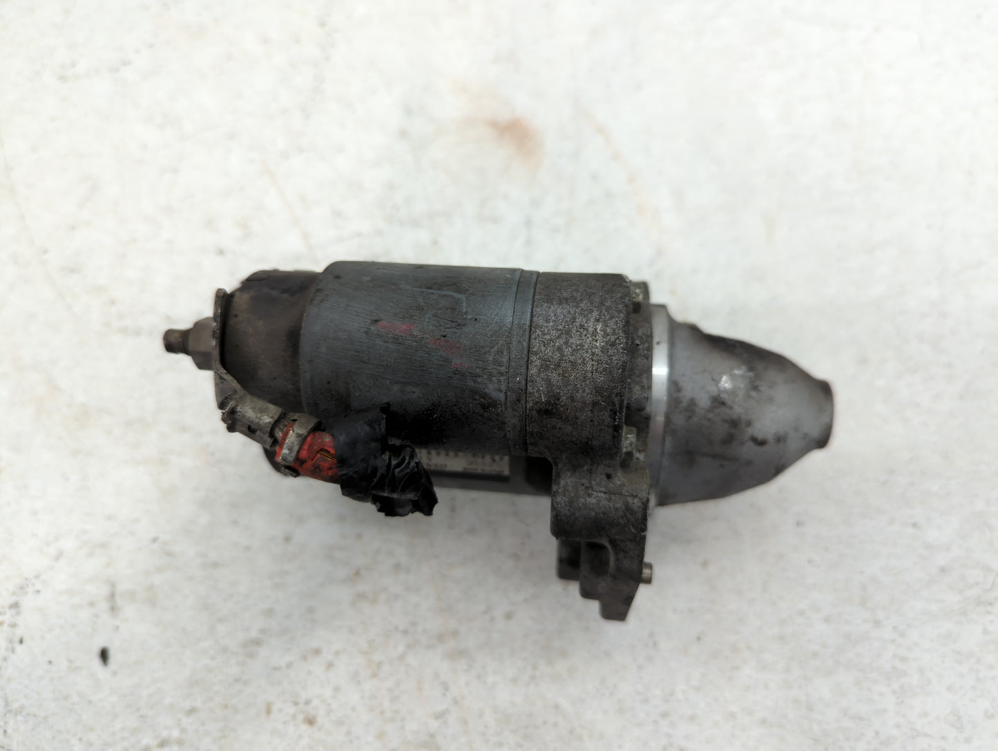 2011-2016 Chrysler Town & Country Car Starter Motor Solenoid OEM P/N:428000-7200 04801839AB Fits OEM Used Auto Parts - Oemusedautoparts1.com
