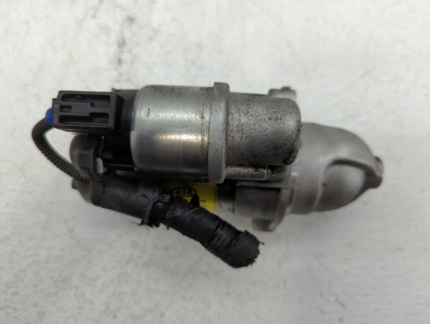 2020-2021 Kia Soul Car Starter Motor Solenoid OEM P/N:8000621 36100-2G400 Fits Fits 2020 2021 2022 OEM Used Auto Parts - Oemusedautoparts1.com
