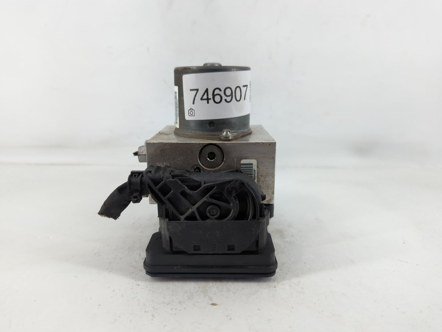 2016 Dodge Durango ABS Pump Control Module Replacement P/N:68306177AC Fits Fits 2017 OEM Used Auto Parts - Oemusedautoparts1.com