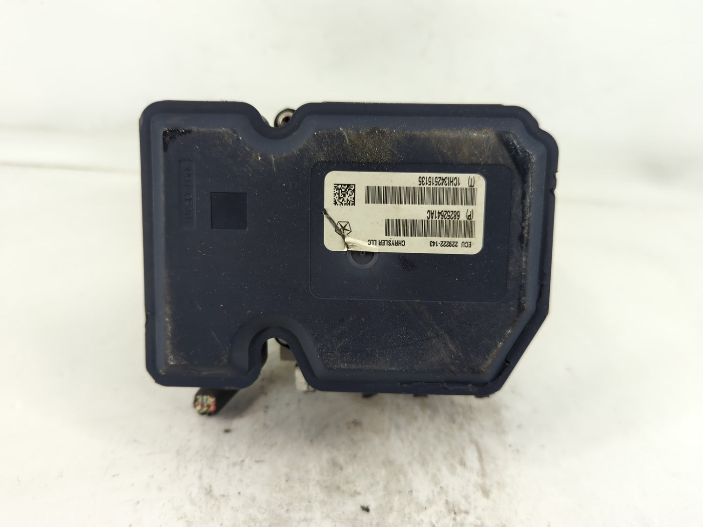 2016 Dodge Durango ABS Pump Control Module Replacement P/N:68306177AC Fits Fits 2017 OEM Used Auto Parts - Oemusedautoparts1.com