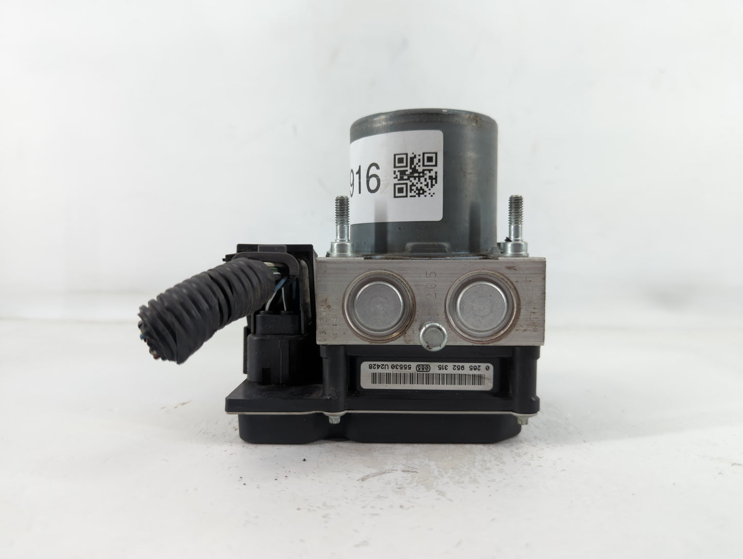 2012-2017 Buick Enclave ABS Pump Control Module Replacement P/N:23407415 0 265 252 847 Fits Fits 2012 2013 2014 2015 2016 2017 OEM Used Auto Parts - Oemusedautoparts1.com