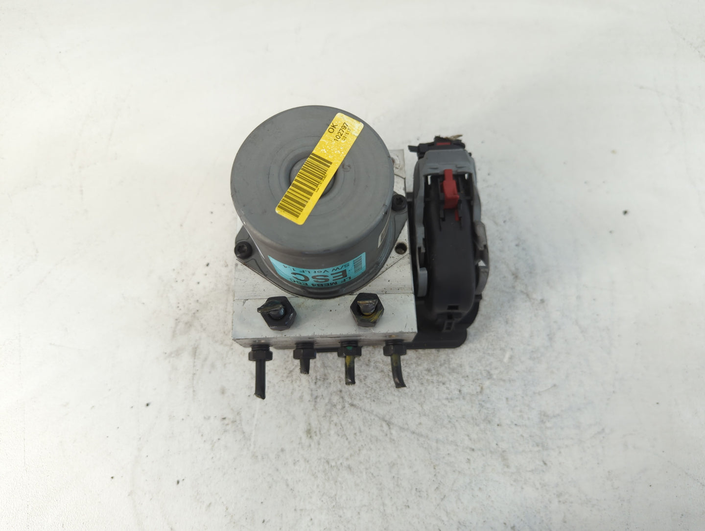 2015-2017 Hyundai Sonata ABS Pump Control Module Replacement P/N:61589-45100 Fits Fits 2015 2016 2017 OEM Used Auto Parts - Oemusedautoparts1.com