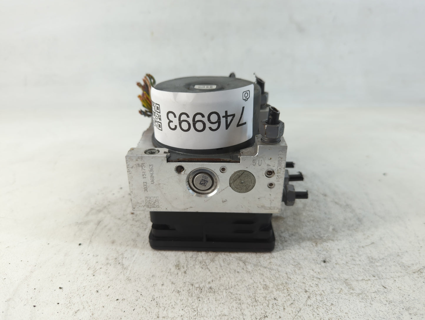 2014-2016 Ford Fusion ABS Pump Control Module Replacement P/N:EG9C-2C405-AG Fits Fits 2014 2015 2016 OEM Used Auto Parts - Oemusedautoparts1.com