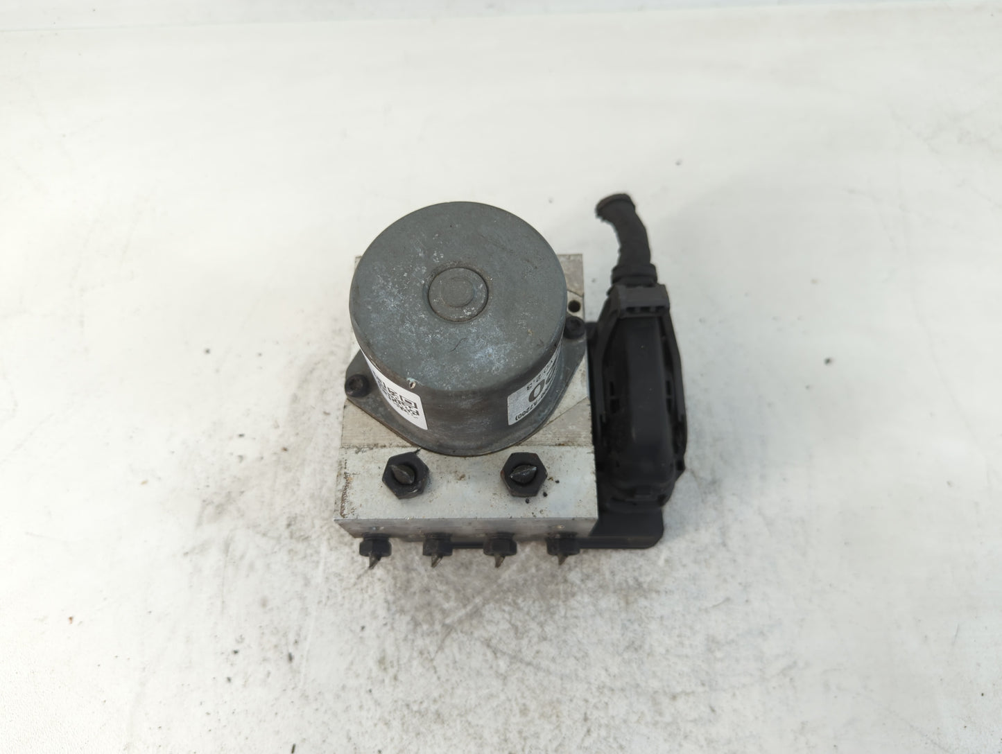 2014-2016 Kia Forte ABS Pump Control Module Replacement P/N:58920-A7200 A7589-20500 Fits Fits 2014 2015 2016 OEM Used Auto Parts - Oemusedautoparts1.com