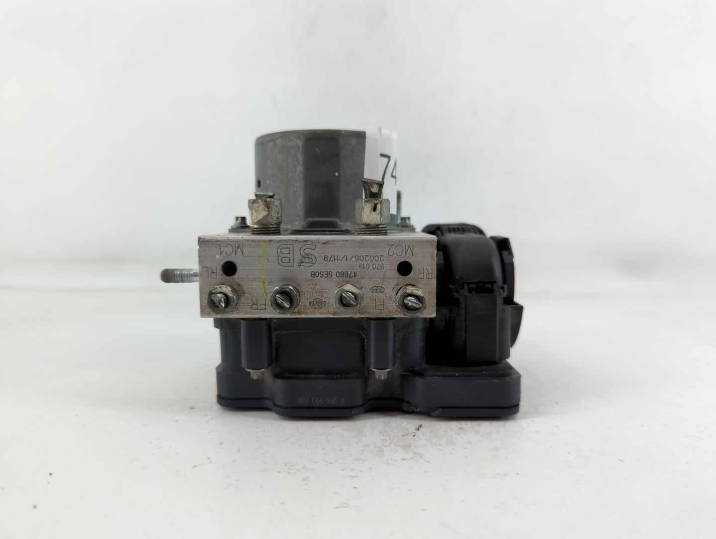 2020 Nissan Versa ABS Pump Control Module Replacement P/N:47660 5ES0B Fits OEM Used Auto Parts - Oemusedautoparts1.com