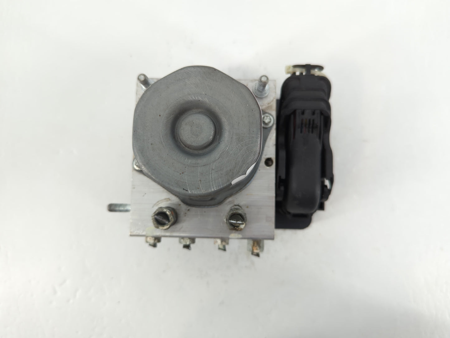 2020 Nissan Versa ABS Pump Control Module Replacement P/N:47660 5ES0B Fits OEM Used Auto Parts - Oemusedautoparts1.com