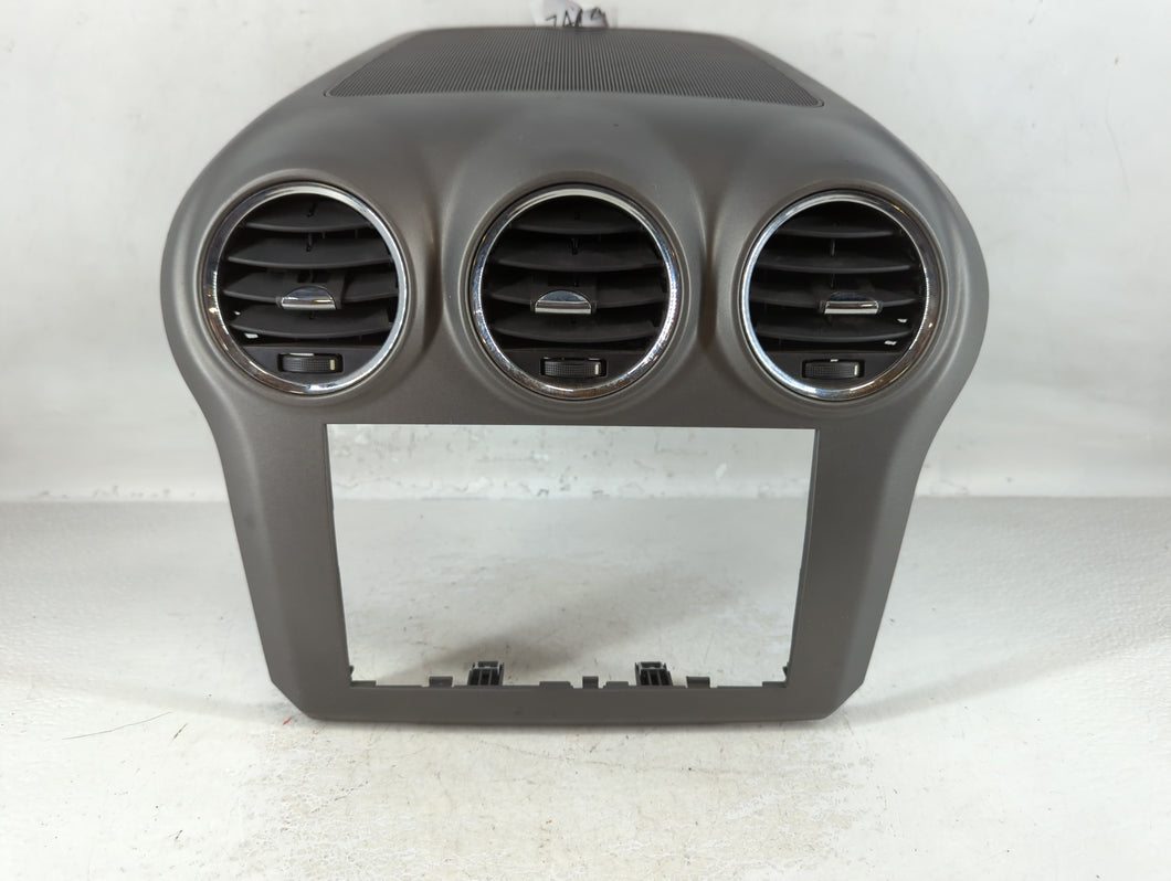 2013-2015 Chevrolet Captiva Sport Radio Control Panel