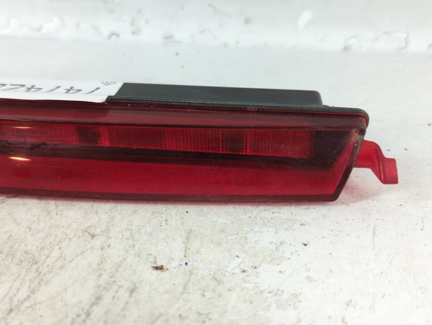 2008 Saturn Outlook Third Brake Light Tail Light Fits OEM Used Auto Parts - Oemusedautoparts1.com