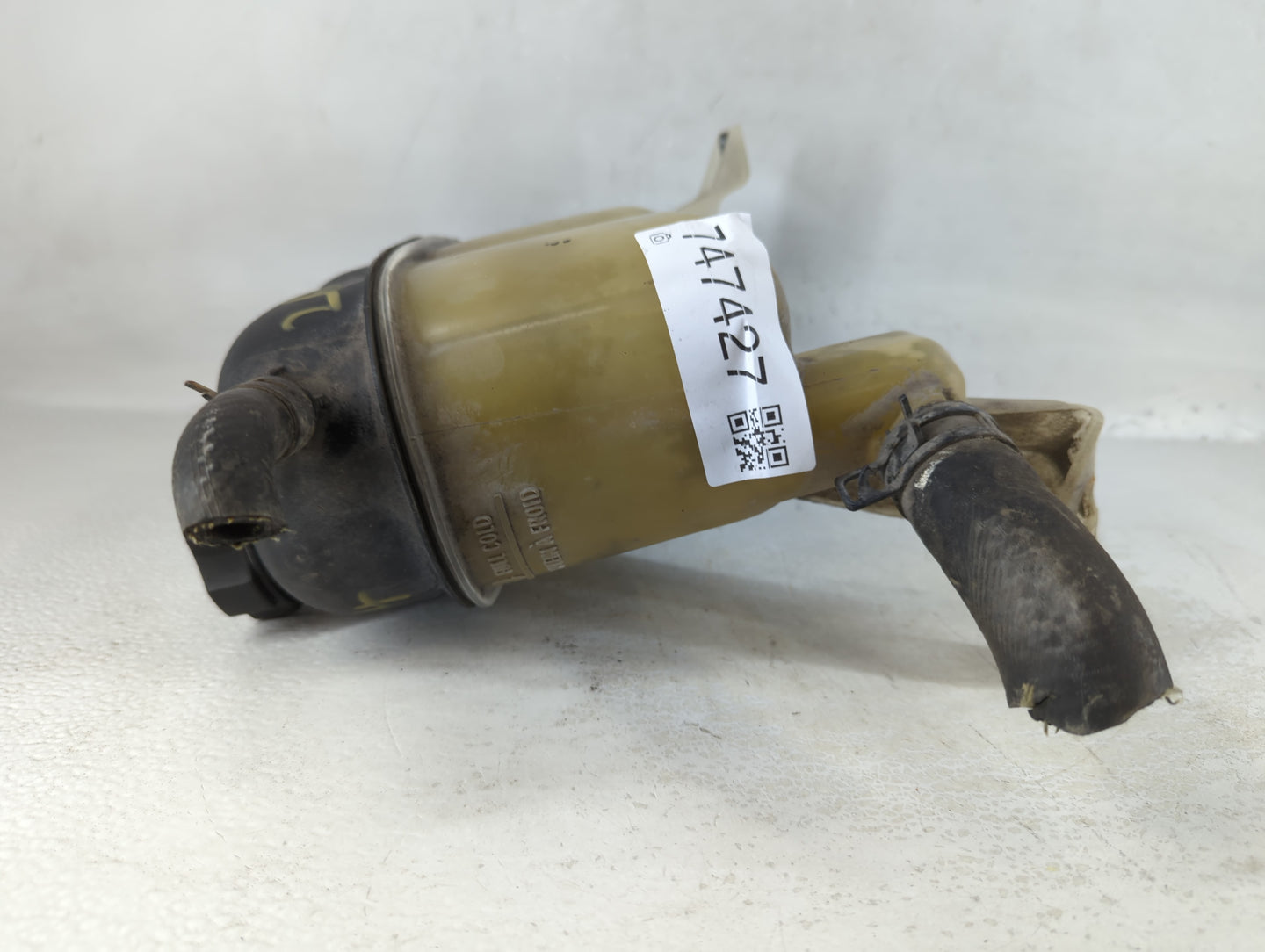 2007 Escalade Esv Radiator Coolant Overflow Expansion Tank Bottle - Oemusedautoparts1.com