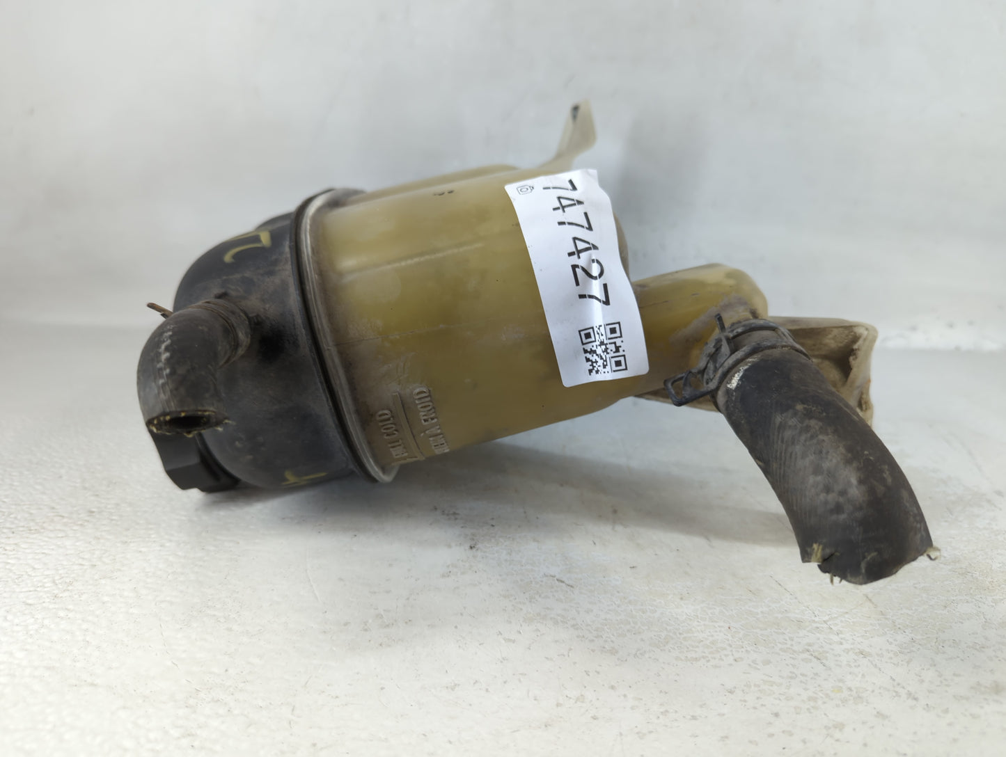 2007 Escalade Esv Radiator Coolant Overflow Expansion Tank Bottle - Oemusedautoparts1.com