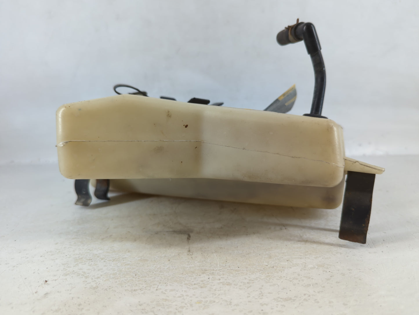 1999-2009 Pontiac Montana Radiator Coolant Overflow Expansion Tank Bottle - Oemusedautoparts1.com