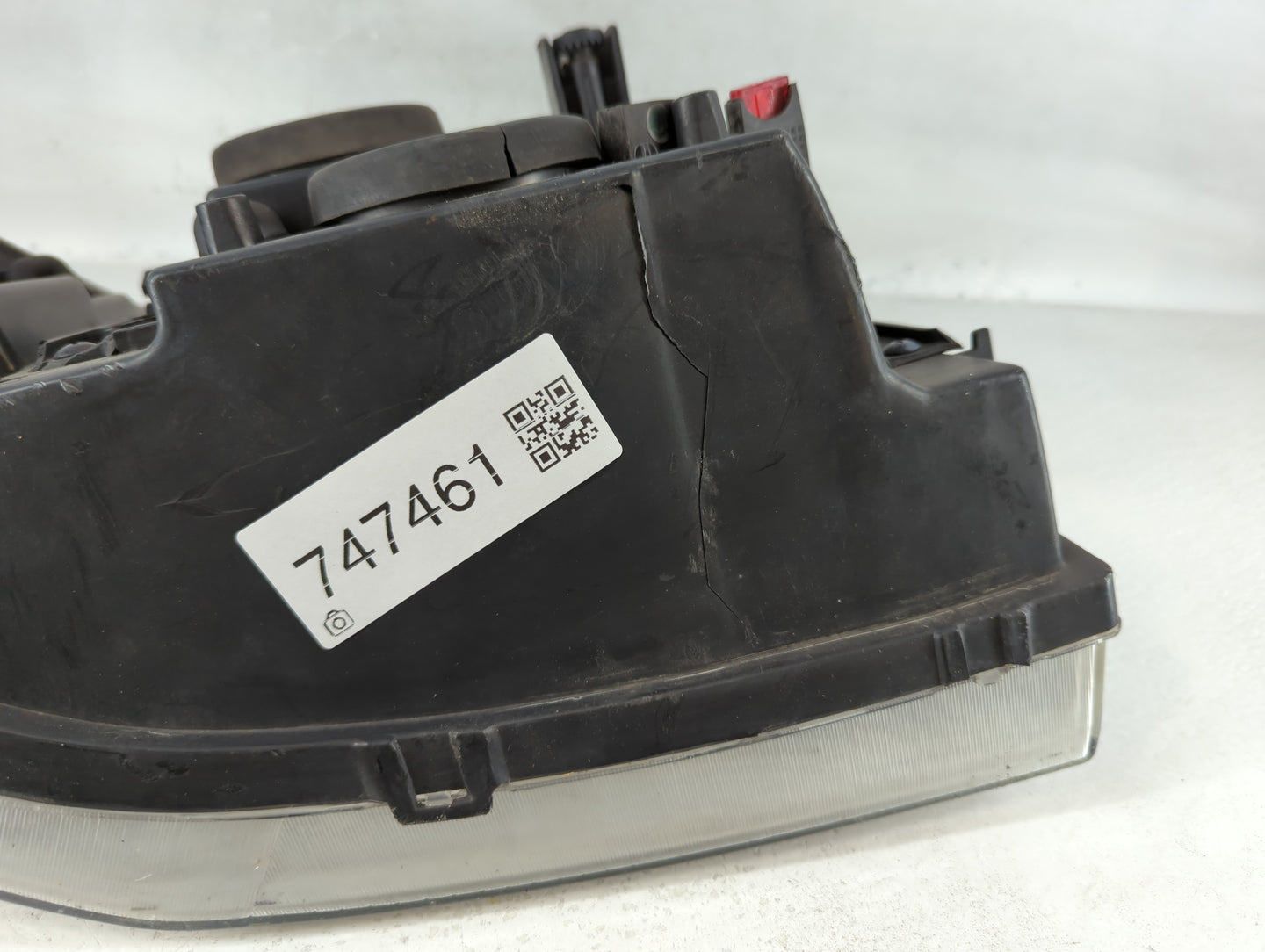 2002-2006 Gmc Envoy Xl Passenger Right Oem Head Light Headlight Lamp - Oemusedautoparts1.com